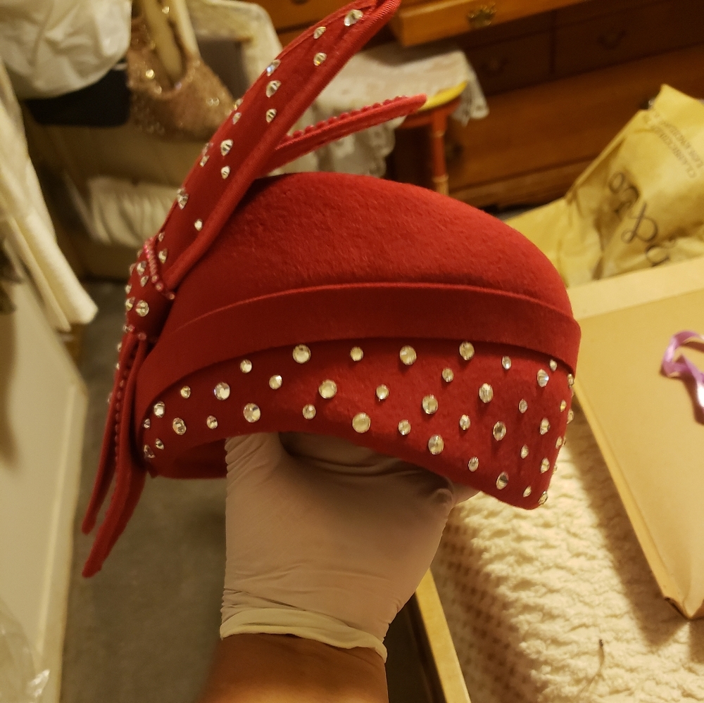 Red Rhinestone Church Hat❤ - Picture 3 of 4